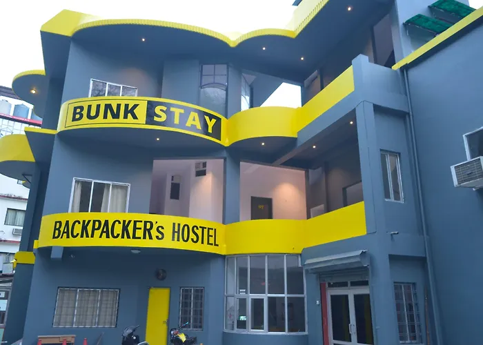 Bunkstay Coworking Hostel & Glamping